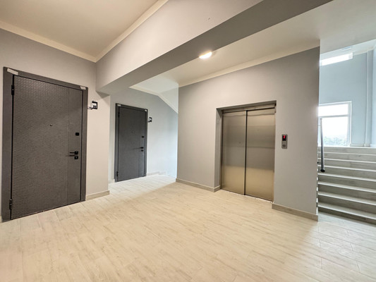 Продам трехкомнатную (3-комн.) квартиру, Биттирова ул, 123, Нальчик г