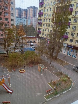 Продам двухкомнатную (2-комн.) квартиру, Королева пр-кт, 20Бк35, Ростов-на-Дону г