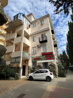 Продам однокомнатную (1-комн.) квартиру, Победы (Лазаревский р-н) ул, 153к3, Сочи г