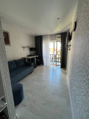 Продам однокомнатную (1-комн.) квартиру, Победы (Лазаревский р-н) ул, 153к3, Сочи г