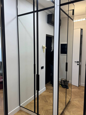 Продам трехкомнатную (3-комн.) квартиру, Шмитовский проезд, 39к6, Москва г