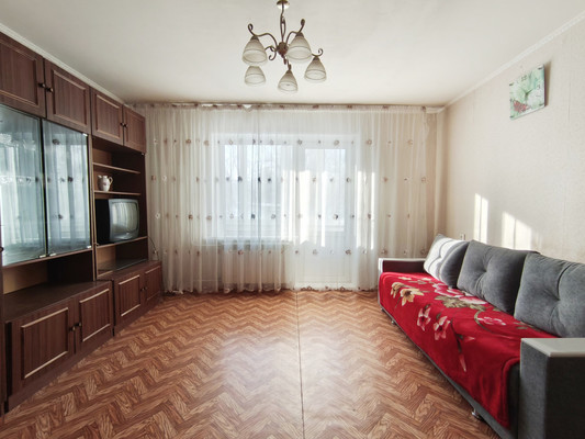 Продам однокомнатную (1-комн.) квартиру, Петрушина ул, 1, Красноярск г