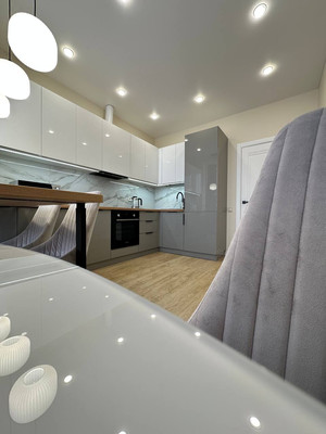 Продам однокомнатную (1-комн.) квартиру, Мраморный пер, 38, Симферополь г