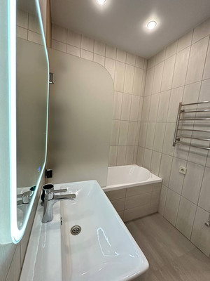 Продам однокомнатную (1-комн.) квартиру, Мраморный пер, 38, Симферополь г