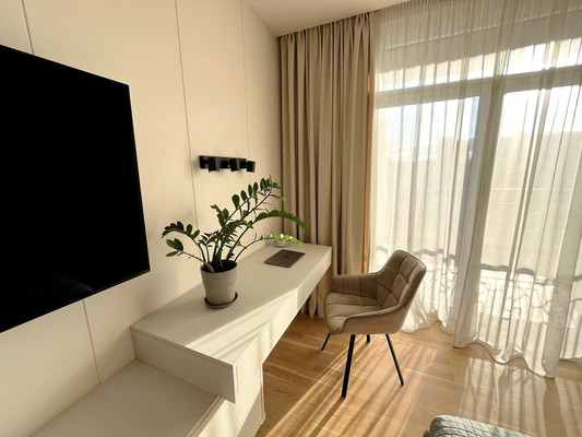 Продам двухкомнатную (2-комн.) квартиру, Куйбышева ул, 68а, Калининград г