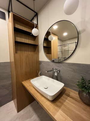 Продам двухкомнатную (2-комн.) квартиру, Куйбышева ул, 68а, Калининград г