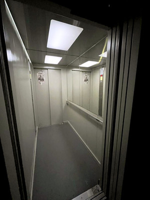 Продам двухкомнатную (2-комн.) квартиру, Куйбышева ул, 68а, Калининград г