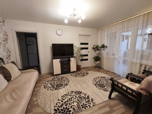 Продам трехкомнатную (3-комн.) квартиру, Фрунзе ул, 22, Туапсе г