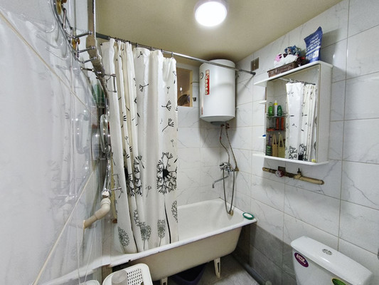 Продам трехкомнатную (3-комн.) квартиру, Фрунзе ул, 22, Туапсе г