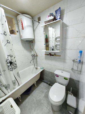 Продам трехкомнатную (3-комн.) квартиру, Фрунзе ул, 22, Туапсе г