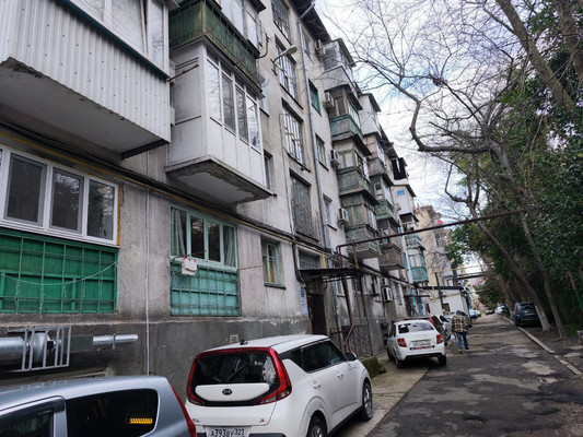 Продам трехкомнатную (3-комн.) квартиру, Фрунзе ул, 22, Туапсе г