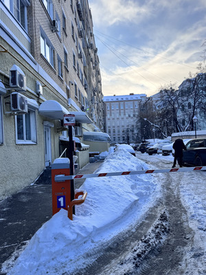 Продам трехкомнатную (3-комн.) квартиру, Никитский б-р, 17, Москва г