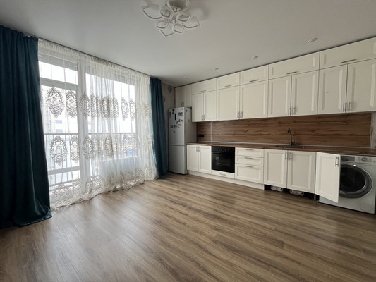 Продам трехкомнатную (3-комн.) квартиру, Гарнизонный пер, 1А, Ростов-на-Дону г