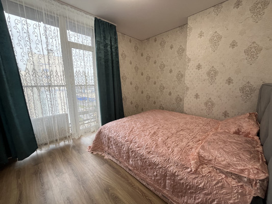 Продам трехкомнатную (3-комн.) квартиру, Гарнизонный пер, 1А, Ростов-на-Дону г