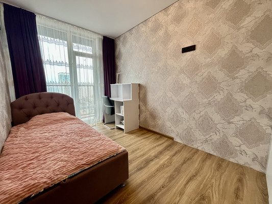 Продам трехкомнатную (3-комн.) квартиру, Гарнизонный пер, 1А, Ростов-на-Дону г