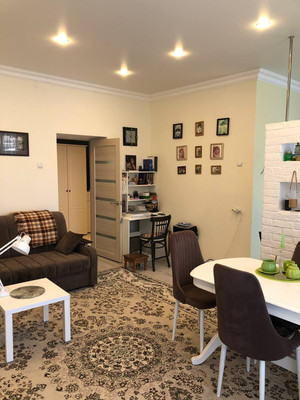 Продам двухкомнатную (2-комн.) квартиру, Большая Санкт-Петербургская ул, 29/1, Великий Новгород г