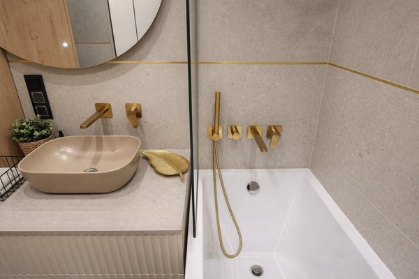 Продам трехкомнатную (3-комн.) квартиру, Волоколамское ш, 95к2, Москва г