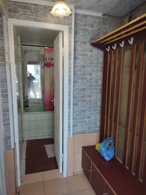 Продам трехкомнатную (3-комн.) квартиру, Козлова ул, 92, Симферополь г