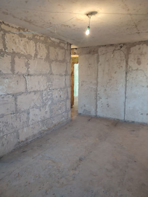 Продам трехкомнатную (3-комн.) квартиру, Беспалова ул, 106, Симферополь г