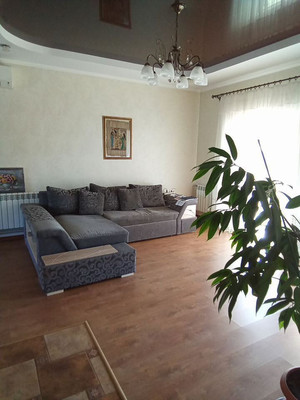 Продам дом, Центральная ул, Клиновка с, 0 км от города