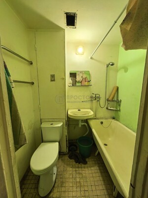 Продам однокомнатную (1-комн.) квартиру, Дорожная ул, 28к1, Москва г