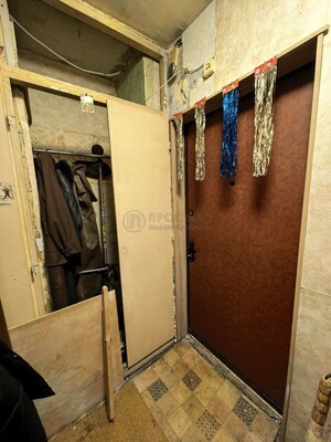 Продам однокомнатную (1-комн.) квартиру, Дорожная ул, 28к1, Москва г