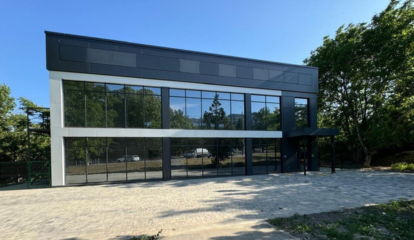 Сдам торговое помещение 200 м2, Героев Сталинграда ул, 12А, Симферополь г