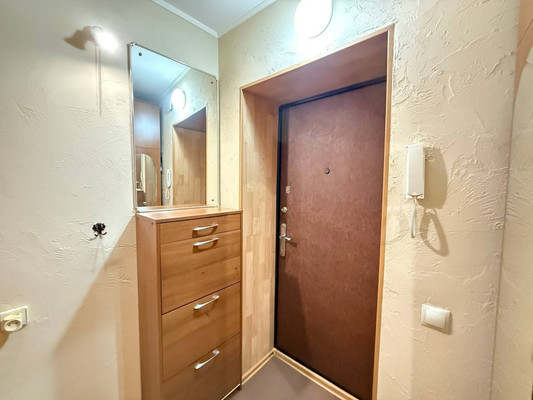 Продам двухкомнатную (2-комн.) квартиру, Пионерская ул, 14, Королев г