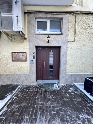 Продам трехкомнатную (3-комн.) квартиру, Никитский б-р, 17, Москва г