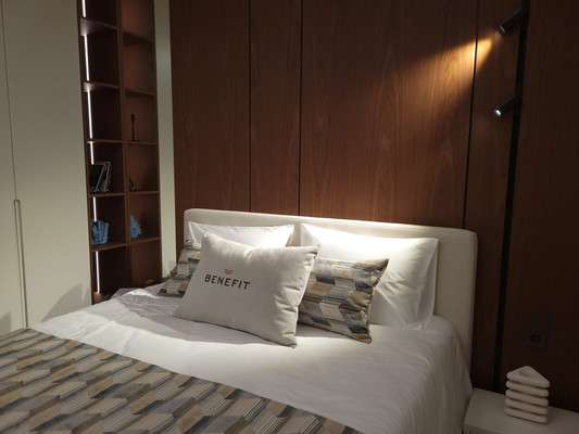 Продам двухкомнатную (2-комн.) квартиру, Морской (Центральный р-н) пер, 8, Сочи г