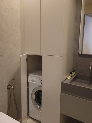 Продам двухкомнатную (2-комн.) квартиру, Морской (Центральный р-н) пер, 8, Сочи г