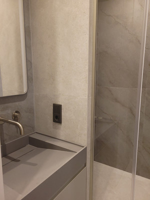 Продам двухкомнатную (2-комн.) квартиру, Морской (Центральный р-н) пер, 8, Сочи г