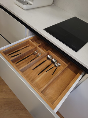 Продам двухкомнатную (2-комн.) квартиру, Морской (Центральный р-н) пер, 8, Сочи г