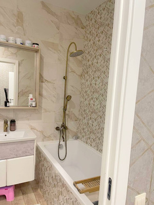 Продам трехкомнатную (3-комн.) квартиру, Тибетская ул, 1б, Ростов-на-Дону г