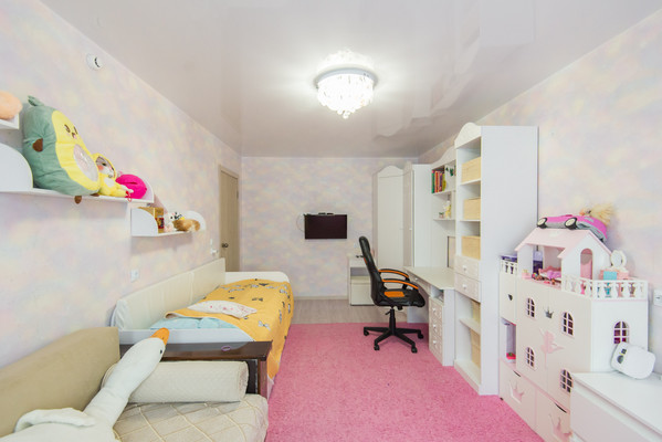 Продам трехкомнатную (3-комн.) квартиру, Андреева пер, 4к9, Ростов-на-Дону г