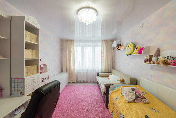 Продам трехкомнатную (3-комн.) квартиру, Андреева пер, 4к9, Ростов-на-Дону г