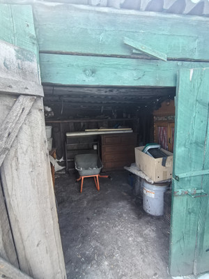 Продам дом, Чехова ул, Свирск г, 0 км от города