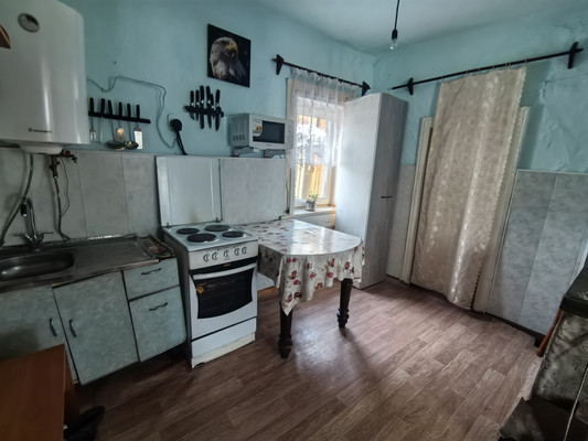 Продам дом, Чехова ул, Свирск г, 0 км от города