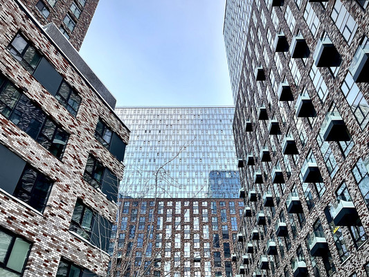 Продам трехкомнатную (3-комн.) квартиру, Причальный проезд, 10к1, Москва г