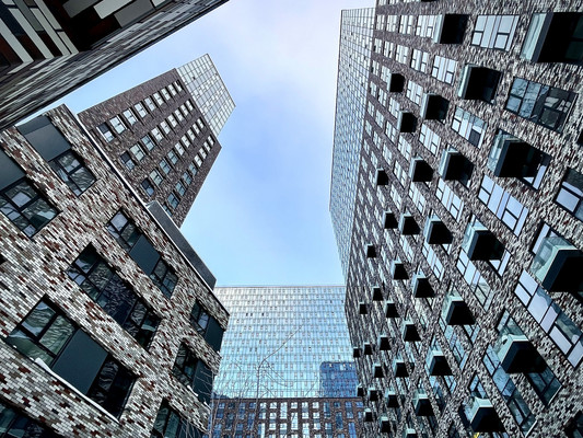 Продам трехкомнатную (3-комн.) квартиру, Причальный проезд, 10к1, Москва г