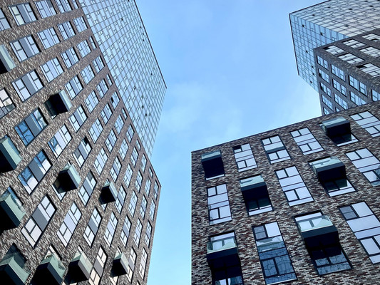 Продам трехкомнатную (3-комн.) квартиру, Причальный проезд, 10к1, Москва г