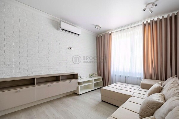 Продам трехкомнатную (3-комн.) квартиру, Юности ул, 9, Люберцы г