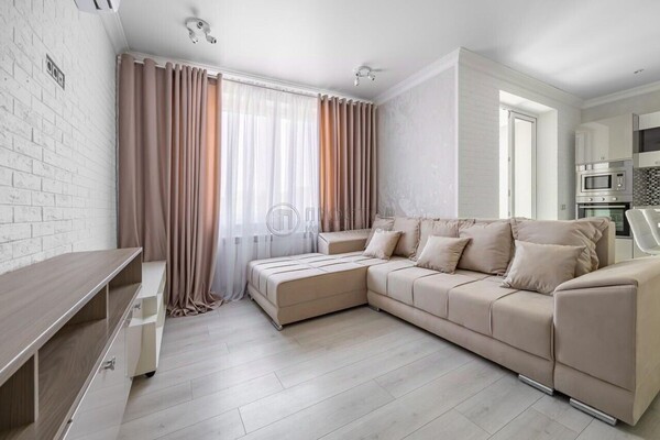 Продам трехкомнатную (3-комн.) квартиру, Юности ул, 9, Люберцы г