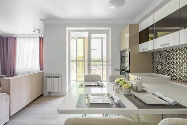 Продам трехкомнатную (3-комн.) квартиру, Юности ул, 9, Люберцы г