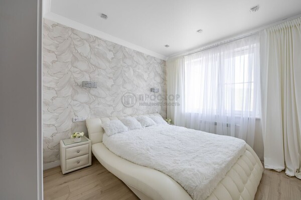 Продам трехкомнатную (3-комн.) квартиру, Юности ул, 9, Люберцы г