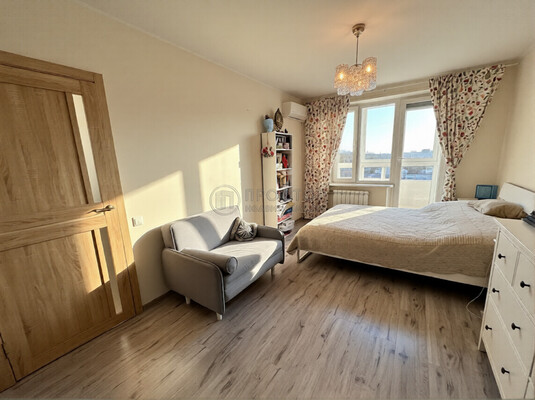 Продам двухкомнатную (2-комн.) квартиру, Маленковская ул, 12, Москва г