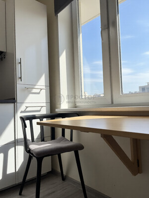 Продам двухкомнатную (2-комн.) квартиру, Маленковская ул, 12, Москва г