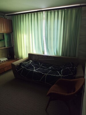 Продам двухкомнатную (2-комн.) квартиру, Изумрудная ул, 8, Москва г