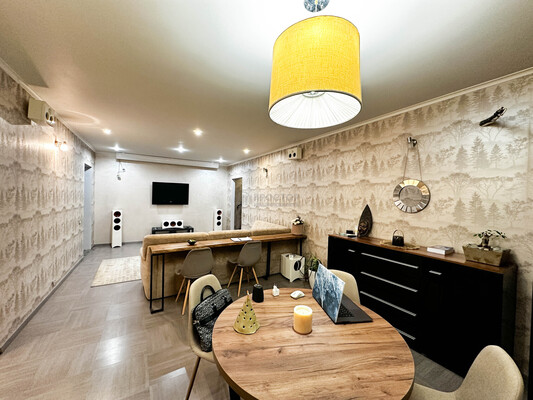 Продам трехкомнатную (3-комн.) квартиру, Павшинский б-р, 18, Красногорск г