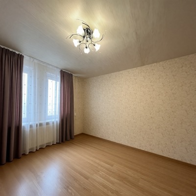 Продам трехкомнатную (3-комн.) квартиру, Академика Доллежаля (Кузнечики мкр.) ул, 21, Подольск г